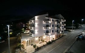 Hotel Ivando - K&S